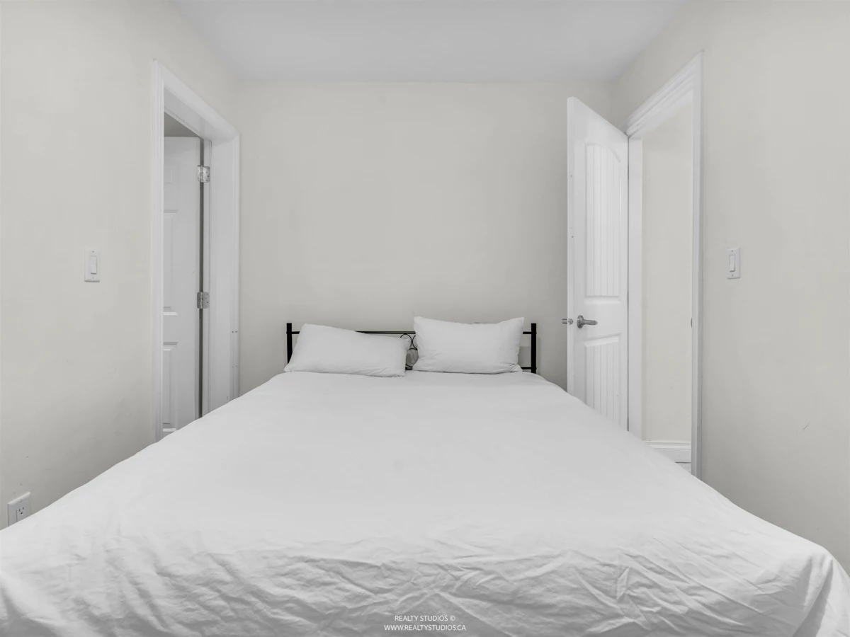 Mudroom Photo of 6387 Prince Albert Street, Vancouver, BC