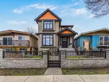 6387 Prince Albert Street, Vancouver, BC, Fraser VE — 8 bed single family residence for sale