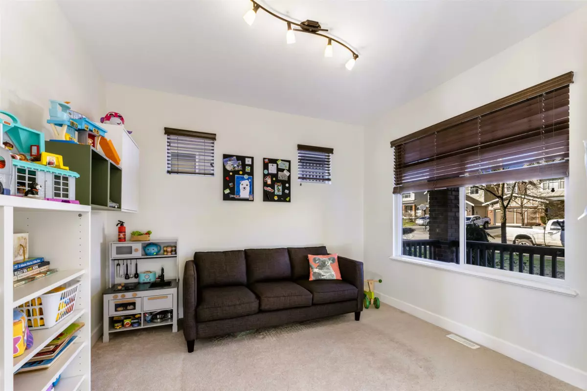 Bedroom 2 Photo of 20518 67b Avenue, Langley, BC