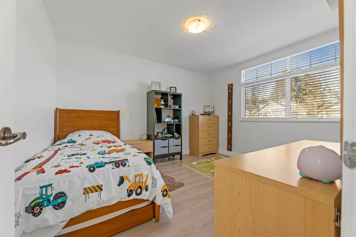 Laundry Room Photo of 20518 67b Avenue, Langley, BC