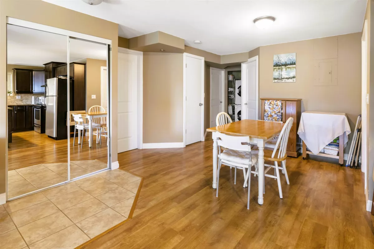 Outdoor Deck Photo of 20518 67b Avenue, Langley, BC