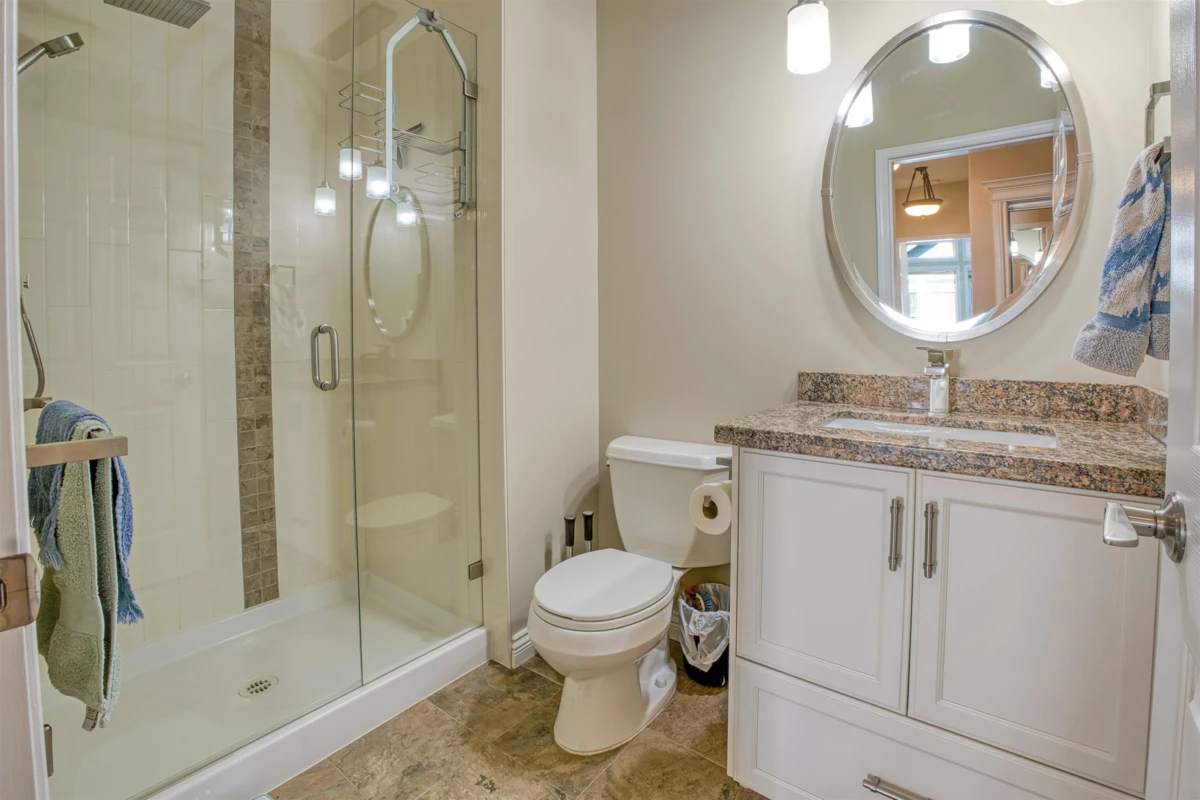 Mudroom Photo of 411 15555 16 Avenue, Surrey, BC