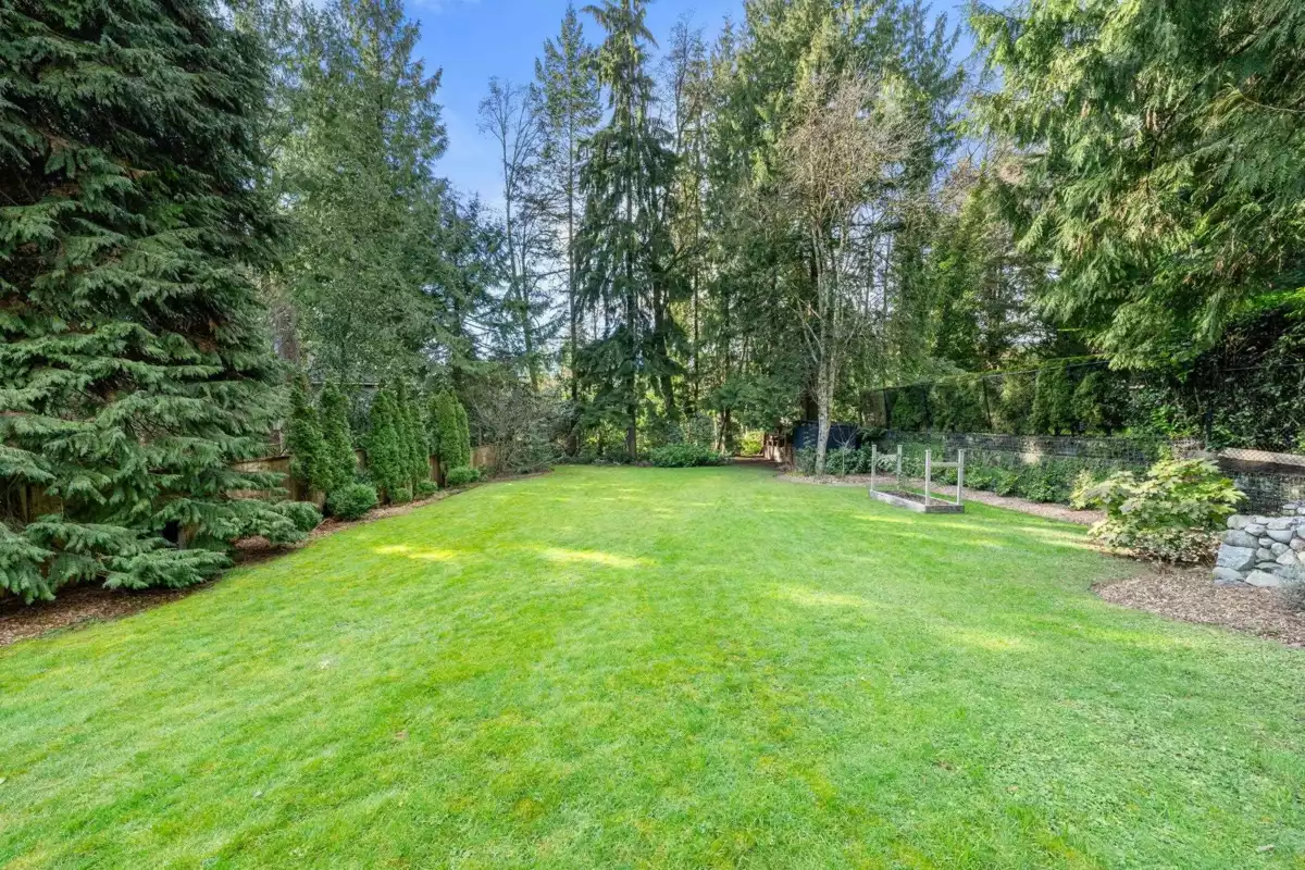 Loft / Bonus Room Photo of 4777 Mapleridge Drive, North Vancouver, BC