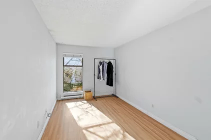 Breakfast Nook Photo of 108 251 W 4th Street, North Vancouver, BC