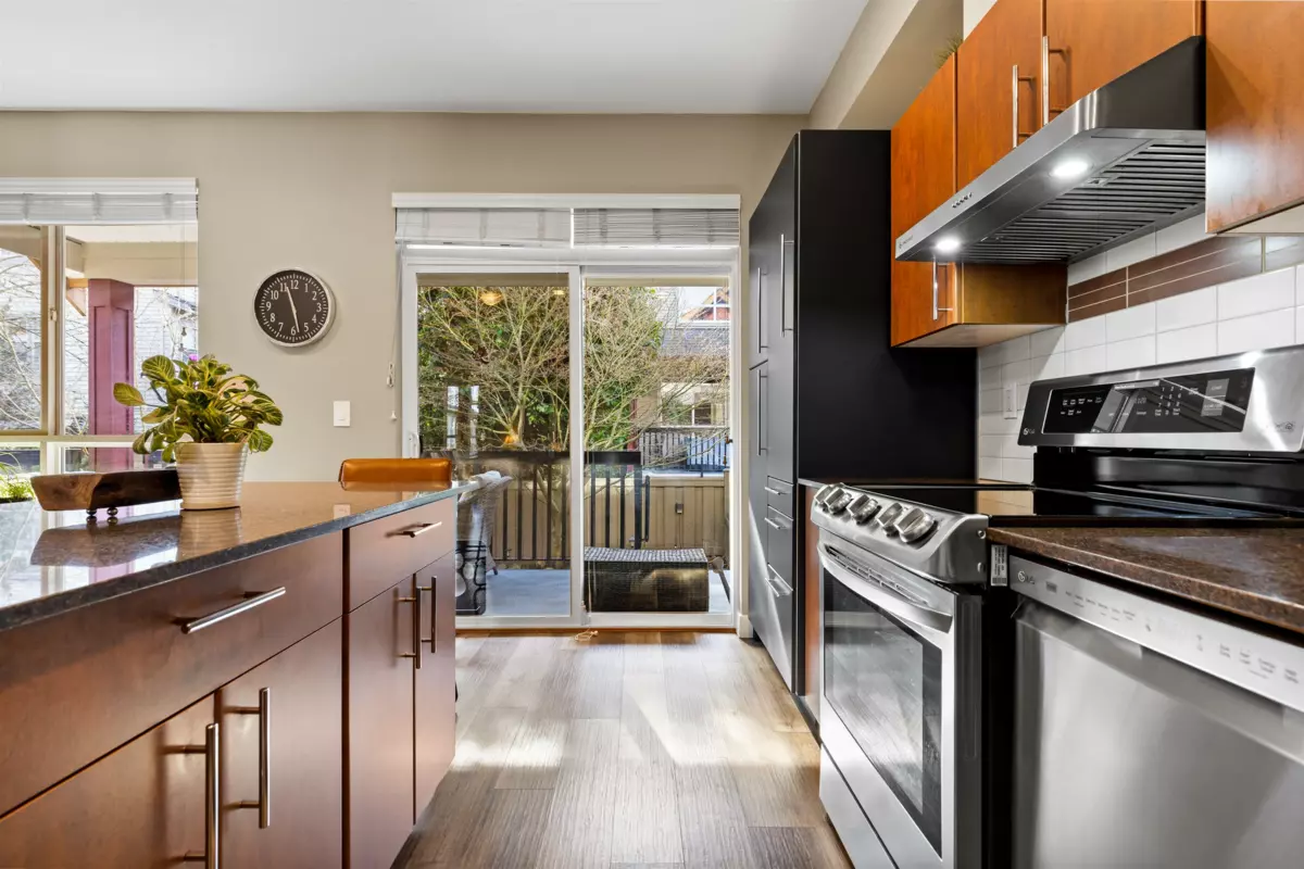 Dining Area Photo of 12 16772 61 Avenue, Surrey, BC
