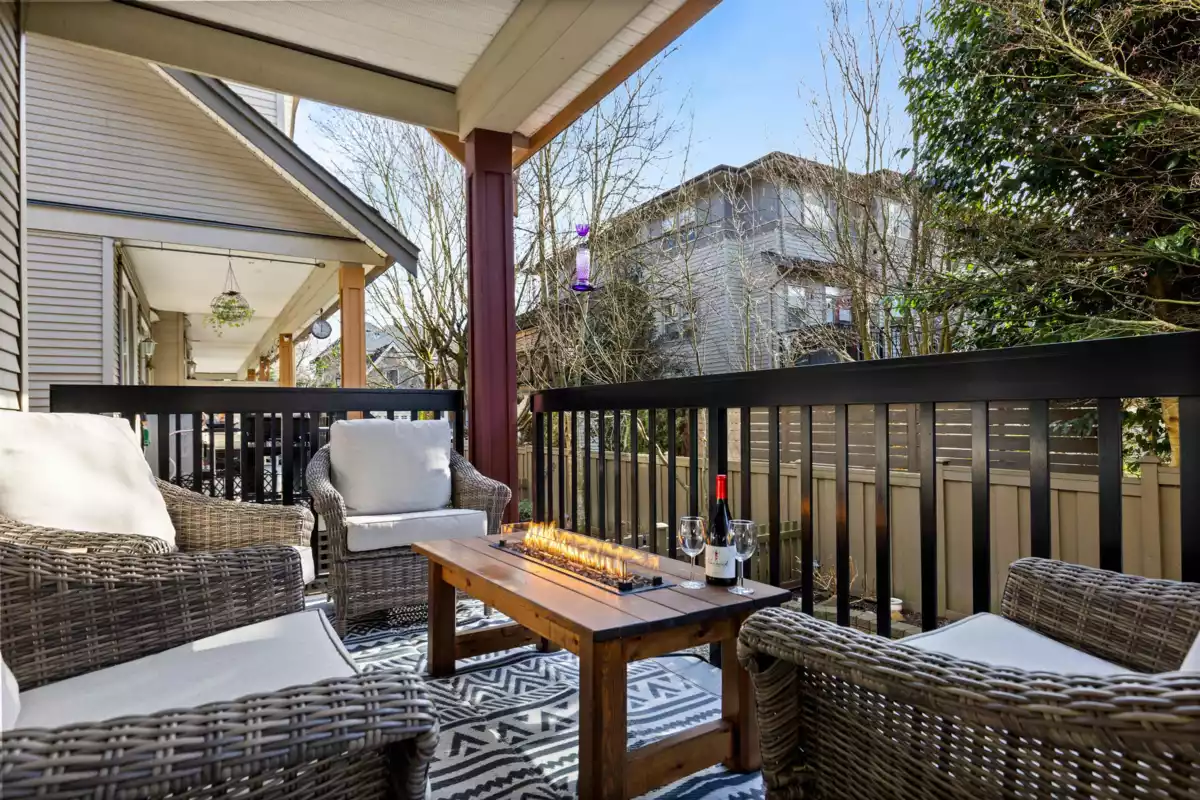 Guest Bathroom Photo of 12 16772 61 Avenue, Surrey, BC