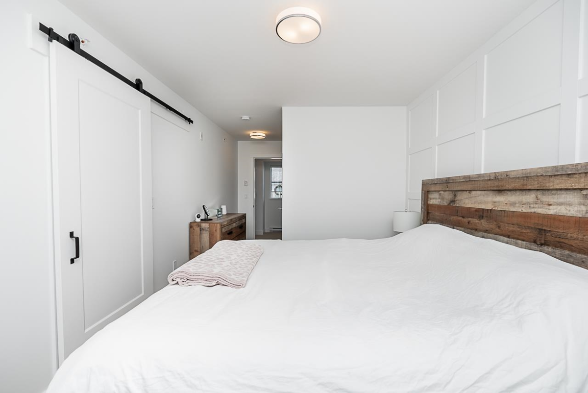 Basement Recreation Room Photo of 120 707 Robinson Street, Coquitlam, BC