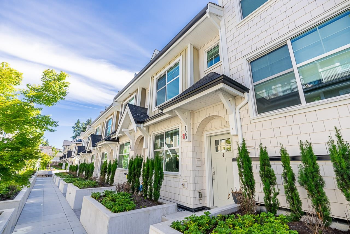 Family Room Photo of 120 707 Robinson Street, Coquitlam, BC