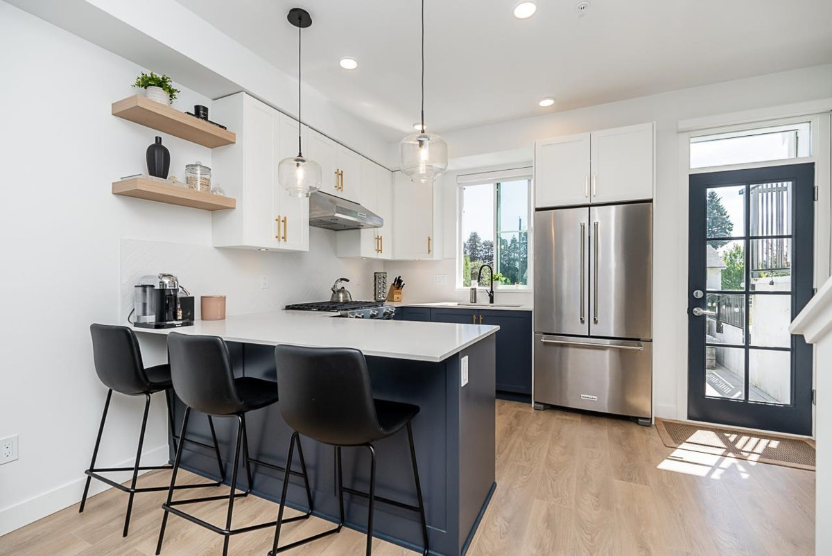 Primary Bedroom Photo of 120 707 Robinson Street, Coquitlam, BC