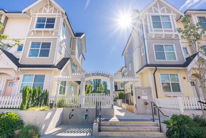 120 707 Robinson Street, Coquitlam, BC, Coquitlam West — 3 bed townhouse for sale