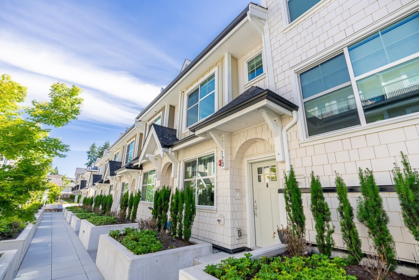 120 707 Robinson Street, Coquitlam, BC