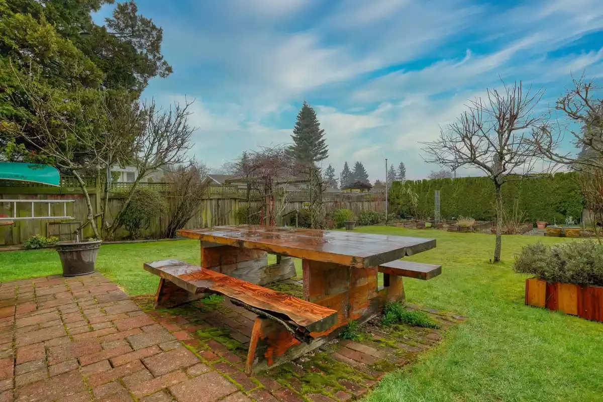 Outdoor Deck Photo of 1350 Finlay Street, White Rock, BC
