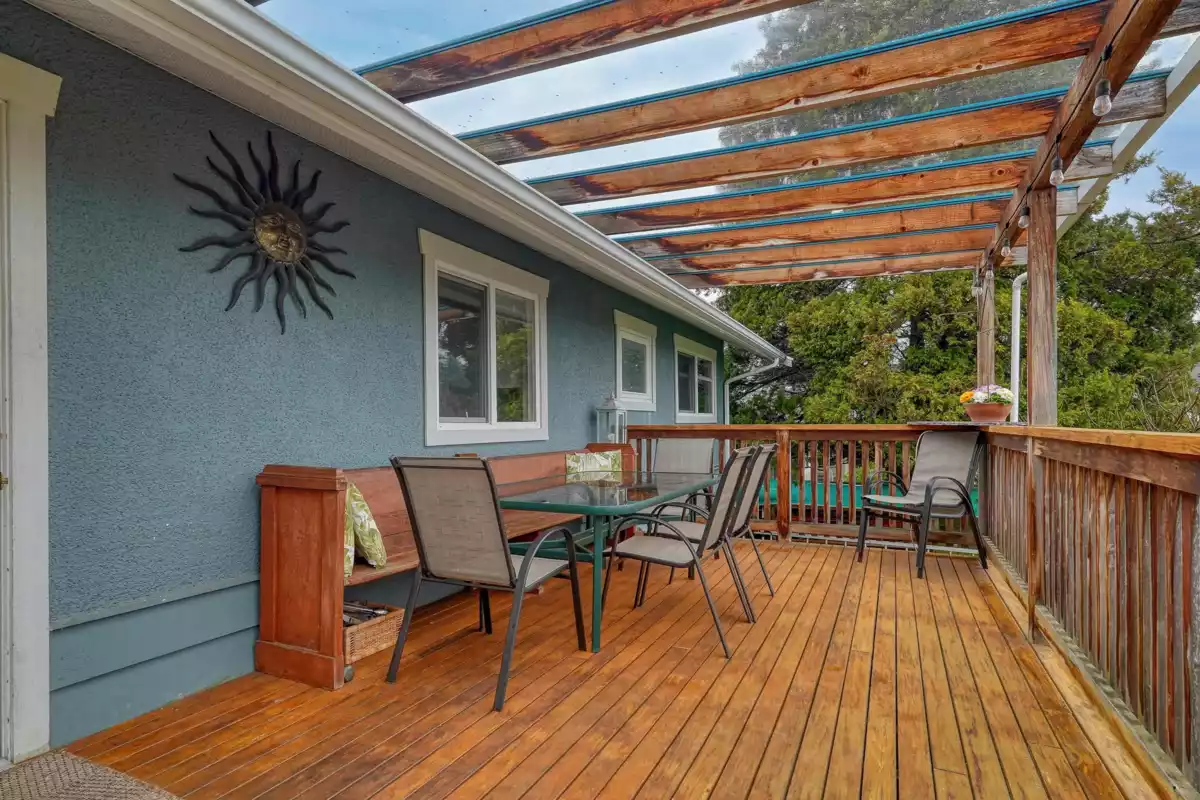 Outdoor Patio Photo of 1350 Finlay Street, White Rock, BC