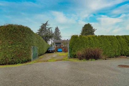 Garden / Landscaping Photo of 1350 Finlay Street, White Rock, BC
