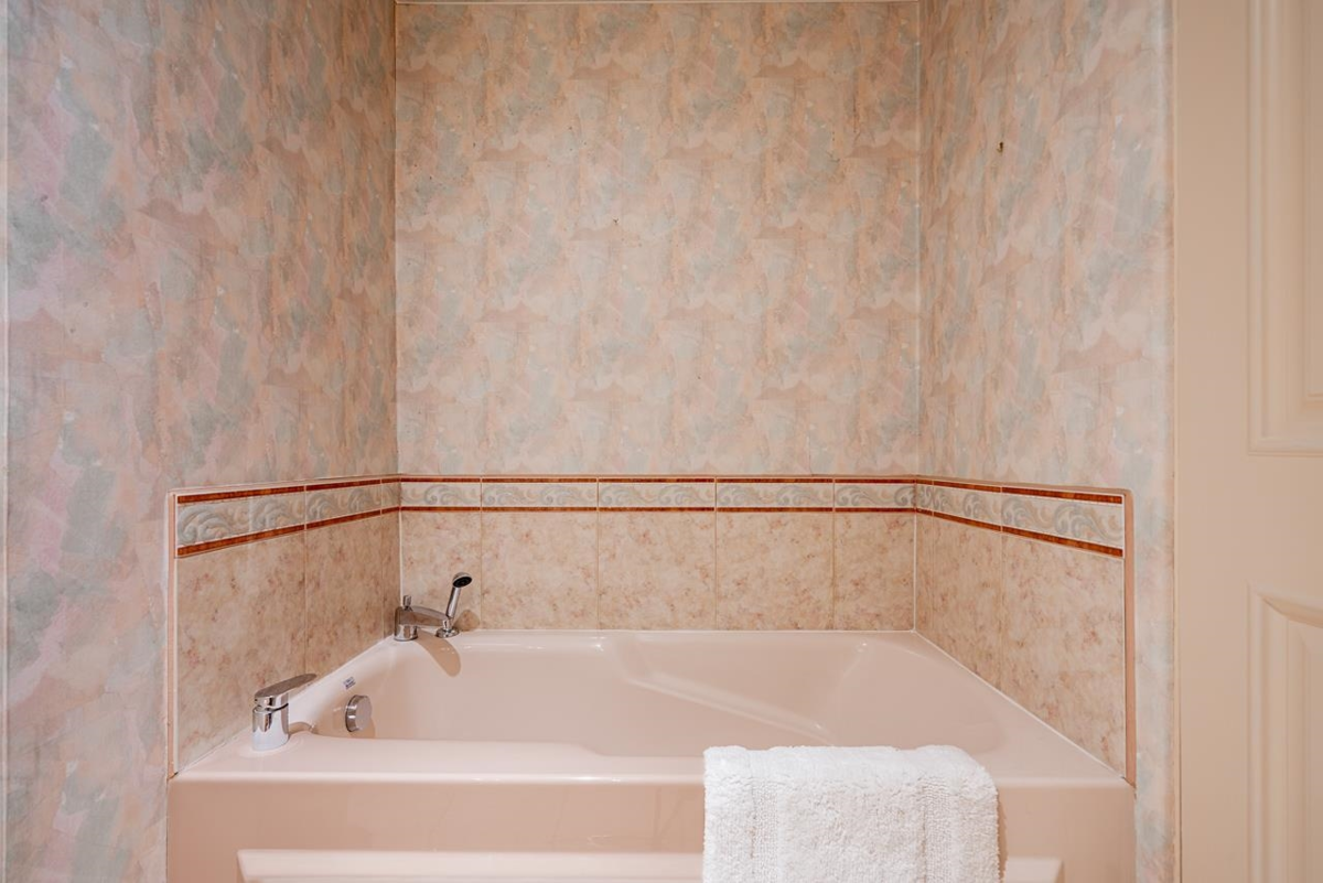 Basement Recreation Room Photo of 4695 Mapleridge Drive, North Vancouver, BC