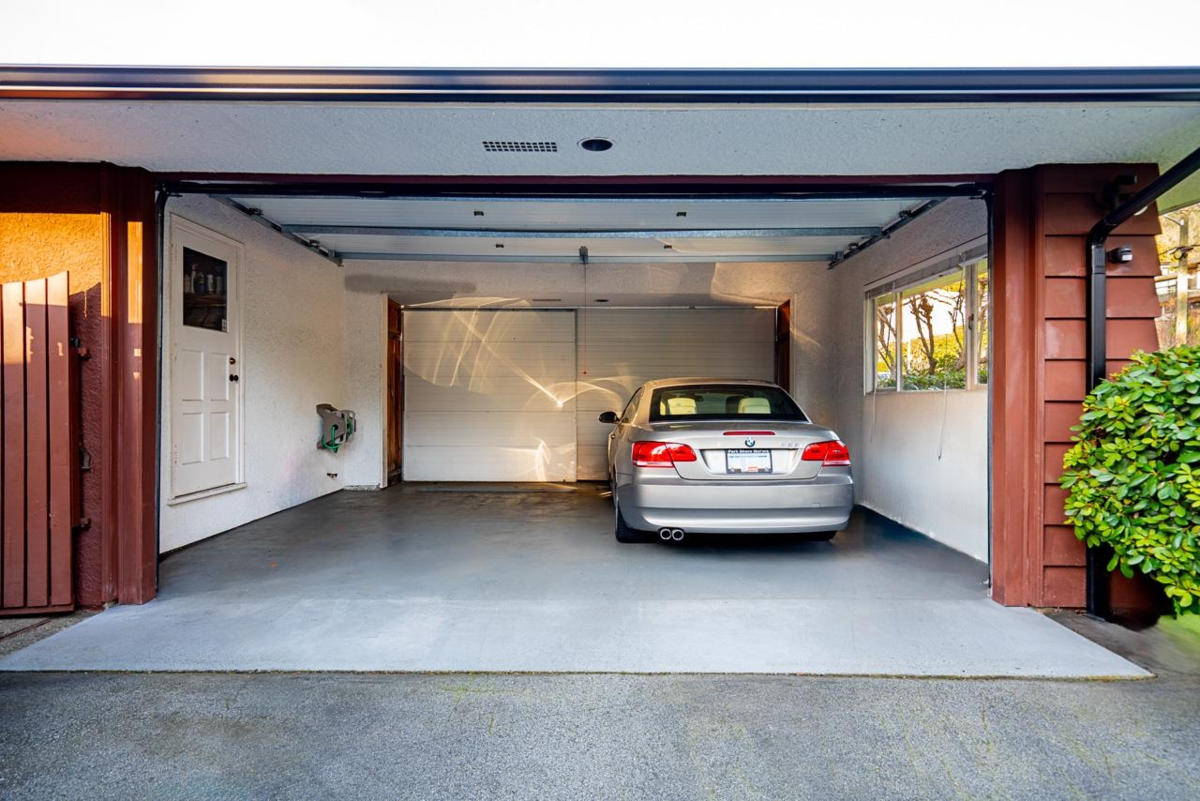 Garden / Landscaping Photo of 4695 Mapleridge Drive, North Vancouver, BC