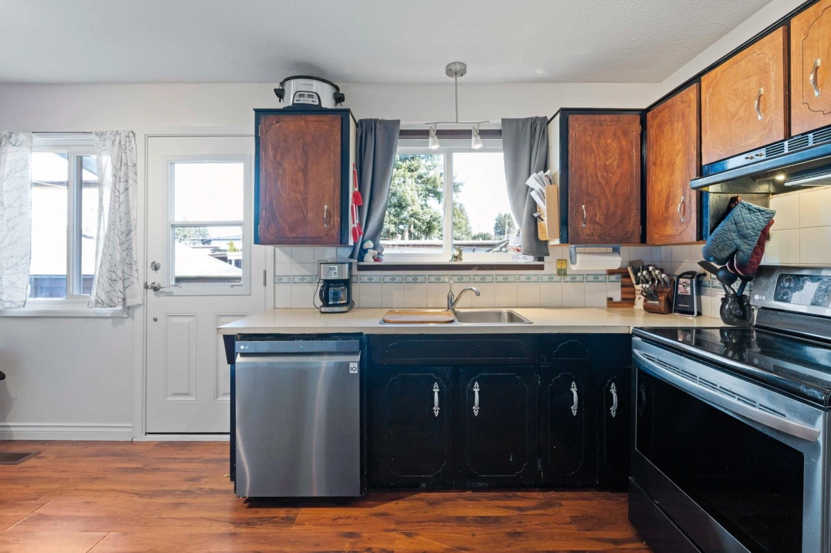 Bedroom 3 Photo of 2096 Martens Street, Abbotsford, BC