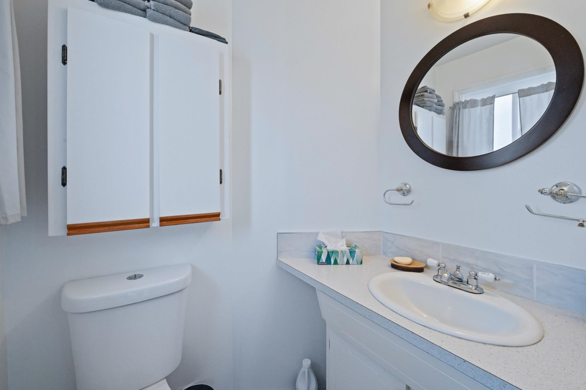 Loft / Bonus Room Photo of 2096 Martens Street, Abbotsford, BC