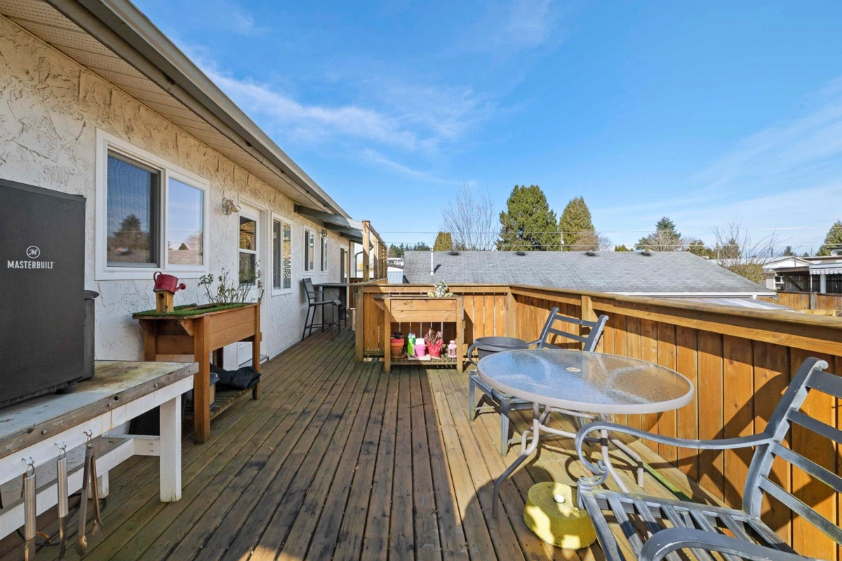 Mudroom Photo of 2096 Martens Street, Abbotsford, BC