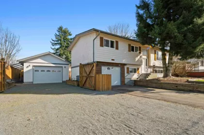 2096 Martens Street, Abbotsford, BC