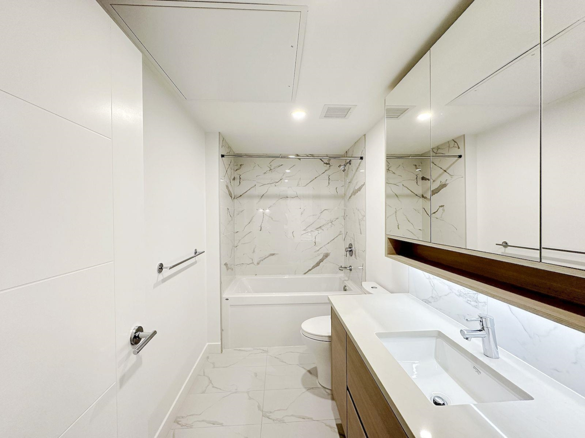 Breakfast Nook Photo of 804 823 Carnarvon Street, New Westminster, BC