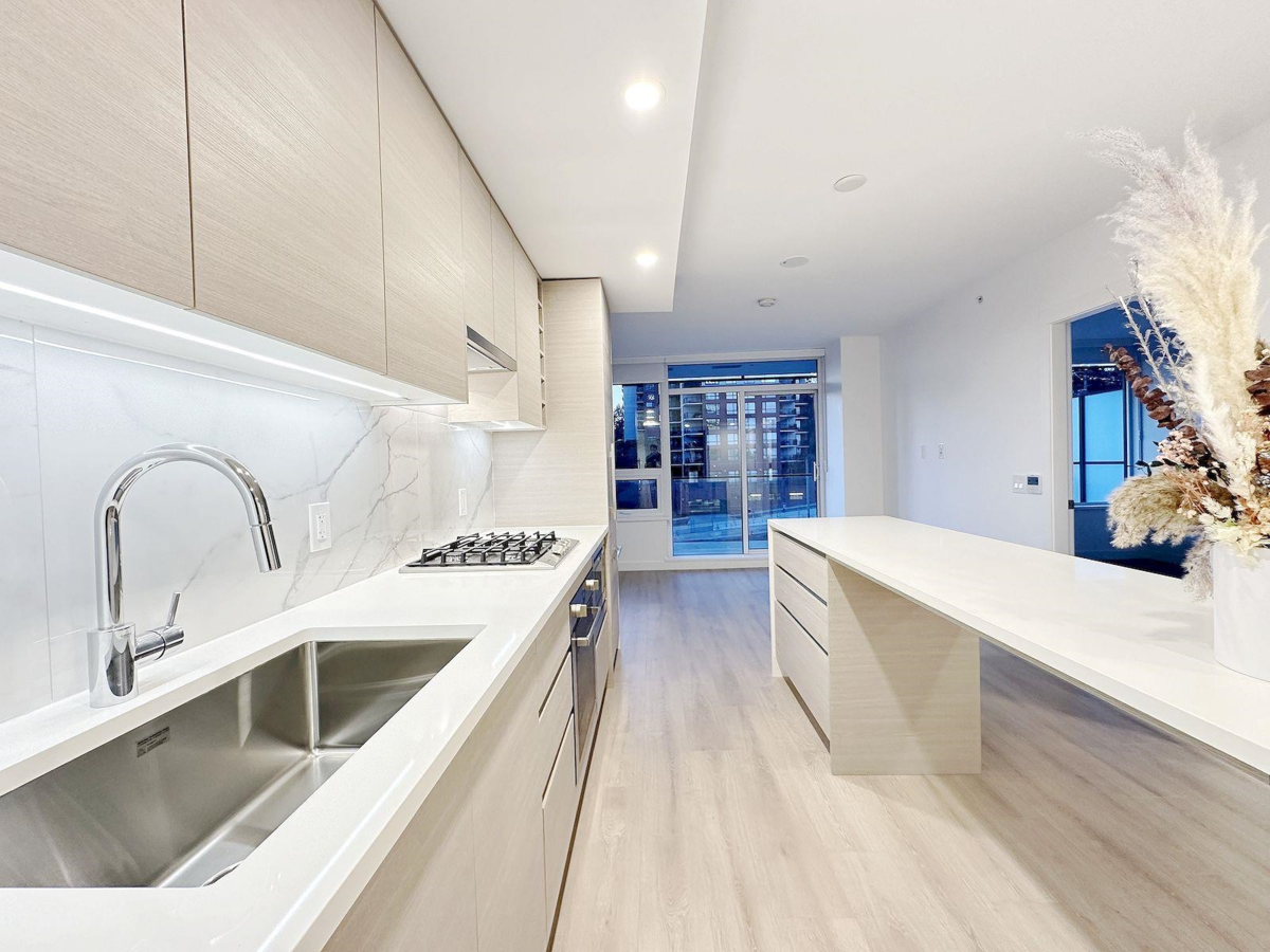 Living Room Photo of 804 823 Carnarvon Street, New Westminster, BC