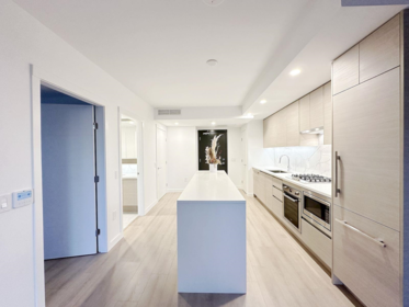 804 823 Carnarvon Street, New Westminster, BC