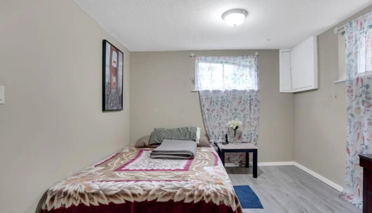 Bedroom 3 Photo of 1441 W 49th Avenue, Vancouver, BC