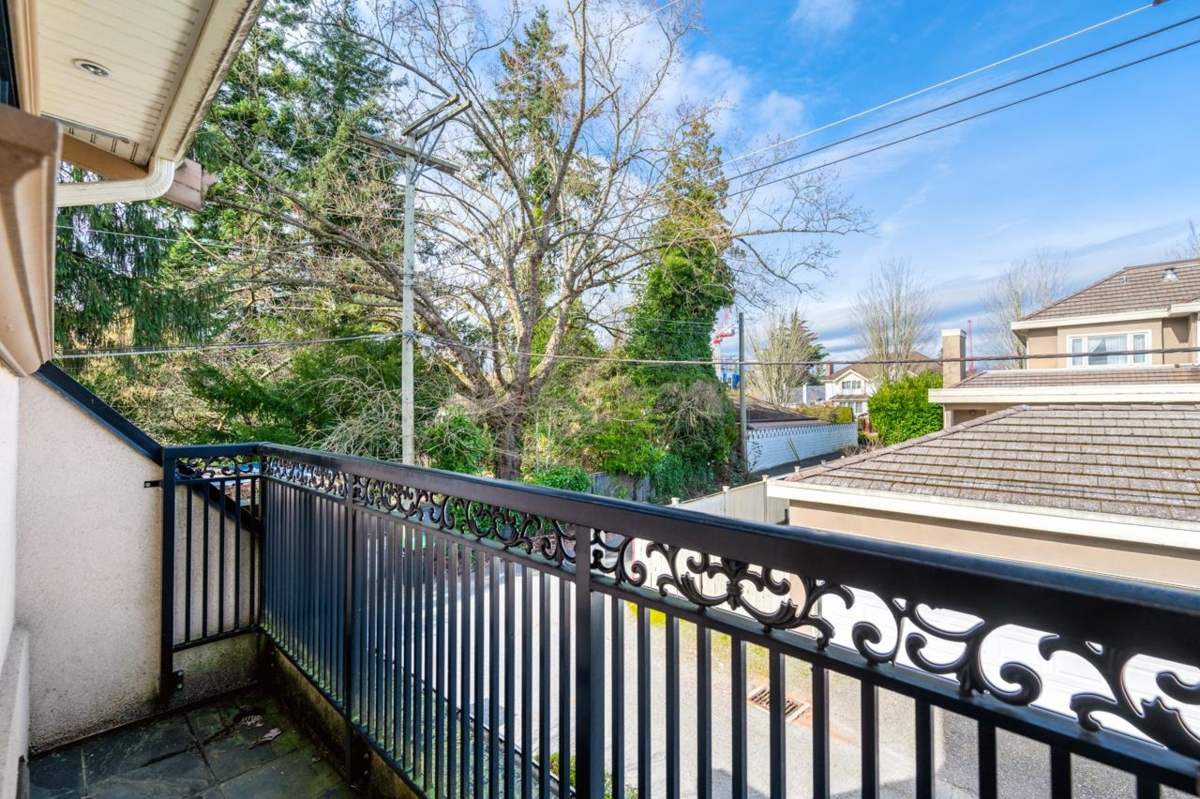 Garage Interior Photo of 1441 W 49th Avenue, Vancouver, BC