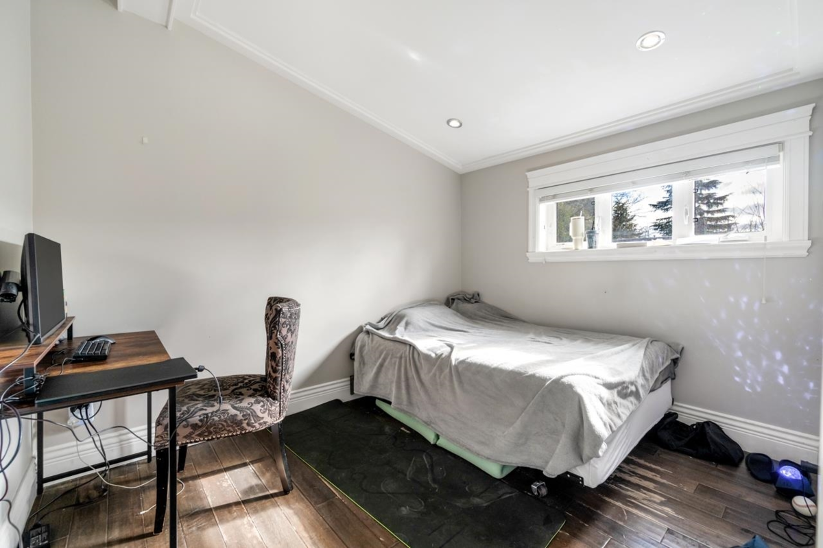 Hot Tub / Spa Photo of 1441 W 49th Avenue, Vancouver, BC