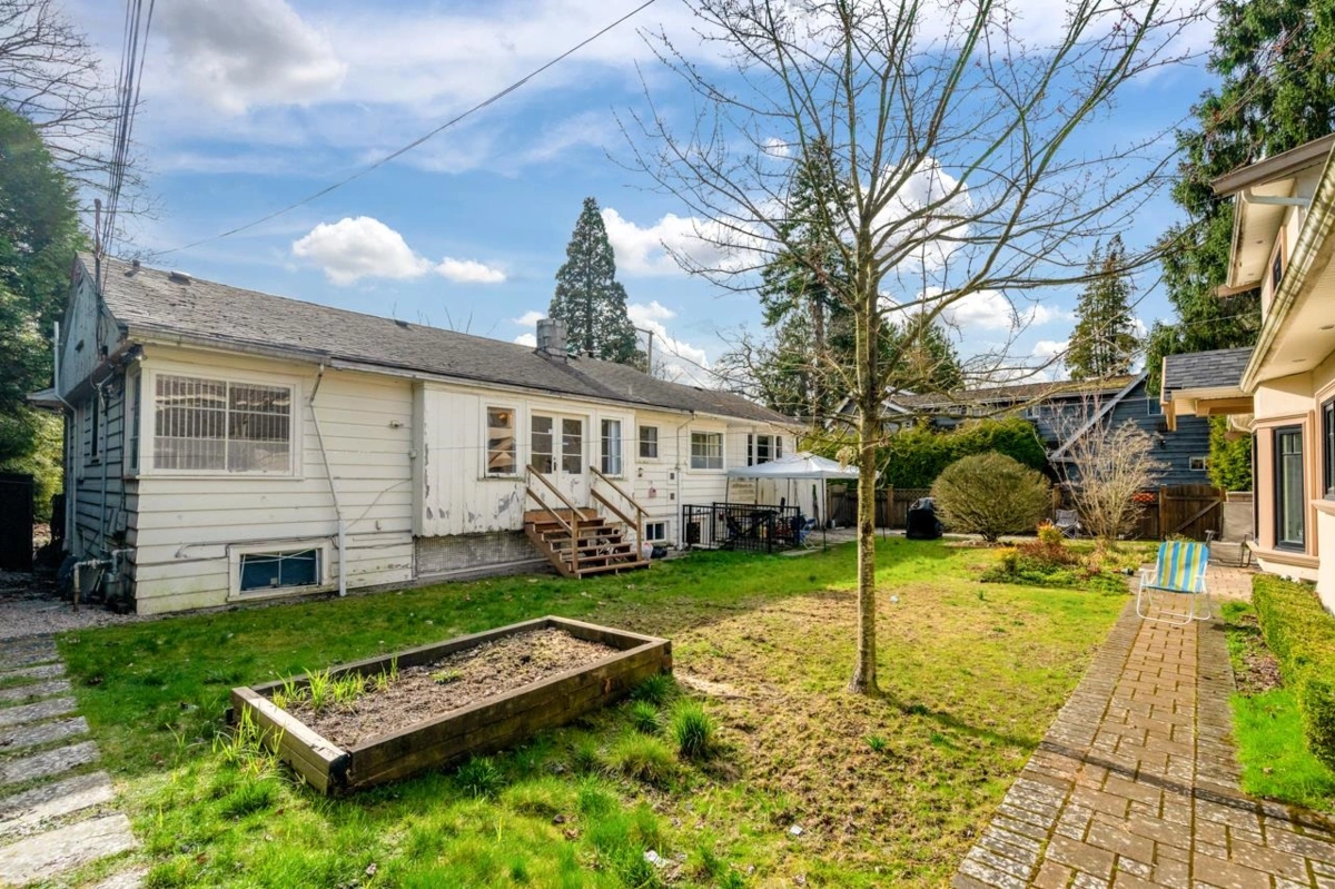 Outdoor Kitchen Photo of 1441 W 49th Avenue, Vancouver, BC