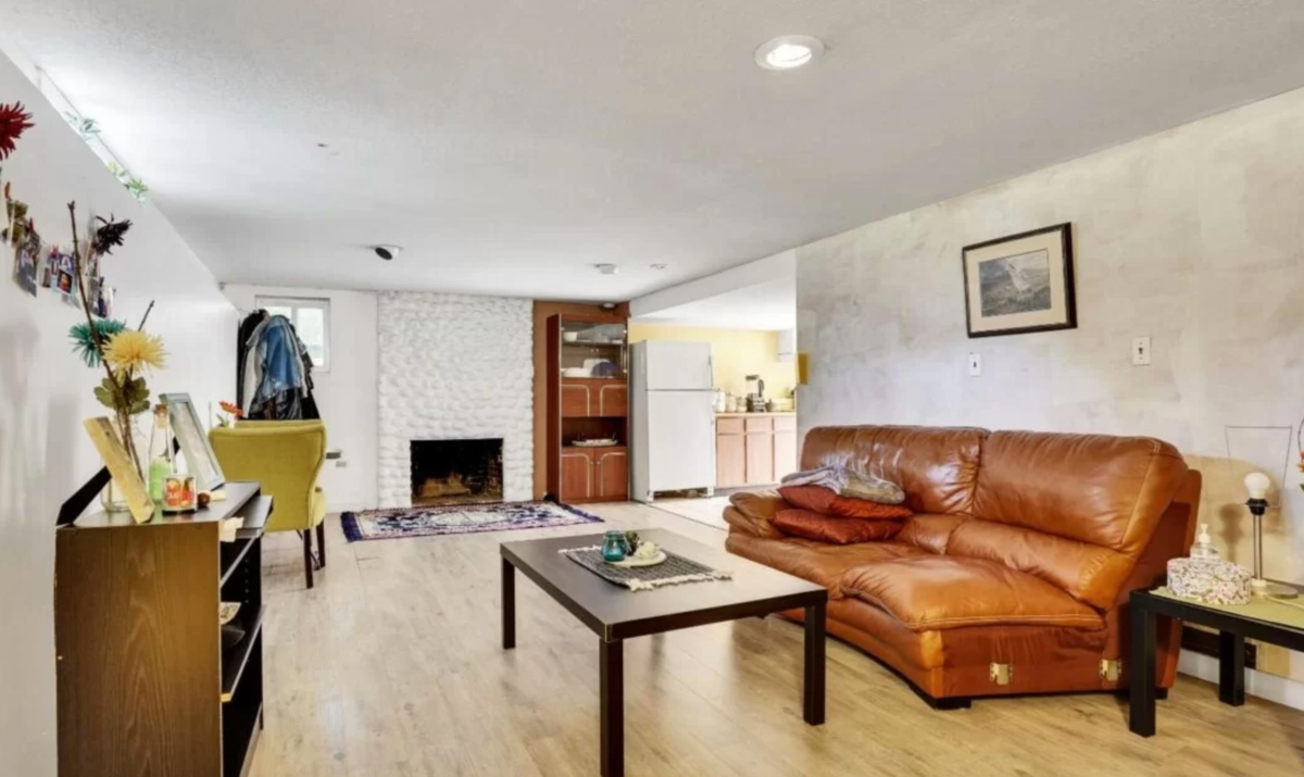 Walk-In Closet Photo of 1441 W 49th Avenue, Vancouver, BC