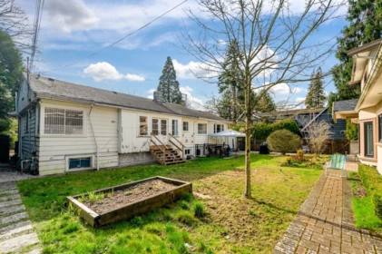 Outdoor Kitchen Photo of 1441 W 49th Avenue, Vancouver, BC