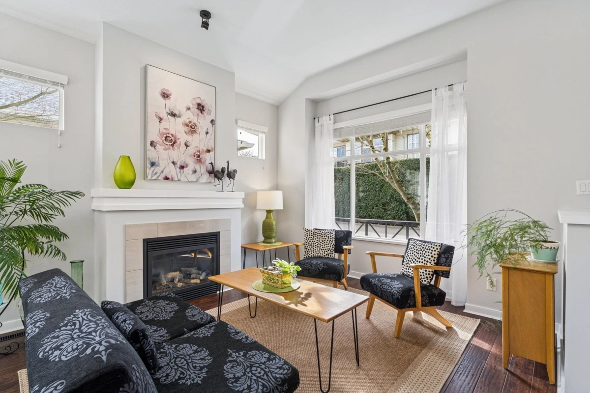 Living Room Photo of 16 15188 62a Avenue, Surrey, BC