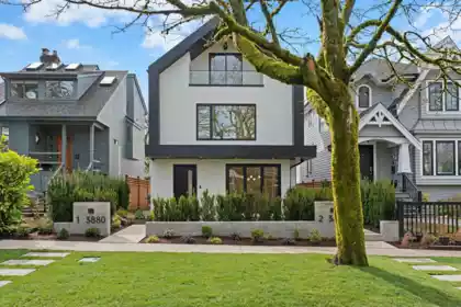 1 3880 W 23rd Avenue, Vancouver, BC
