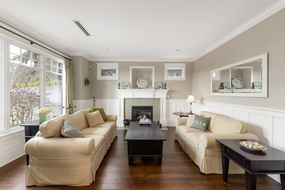Family Room Photo of 4228 Skyline Drive, North Vancouver, BC