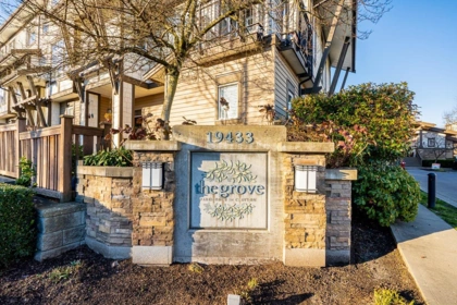102 19433 68 Avenue, Surrey, BC