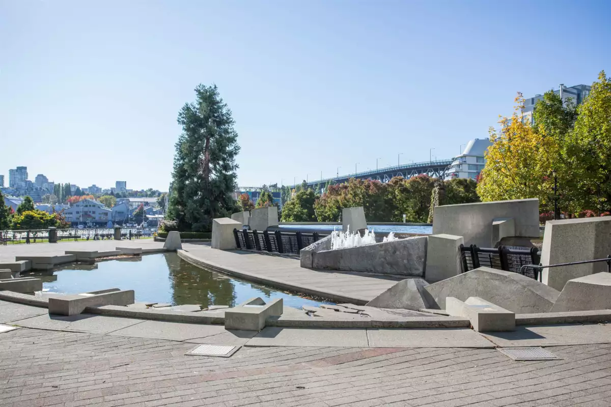 Hallway Photo of 302 1438 Richards Street, Vancouver, BC