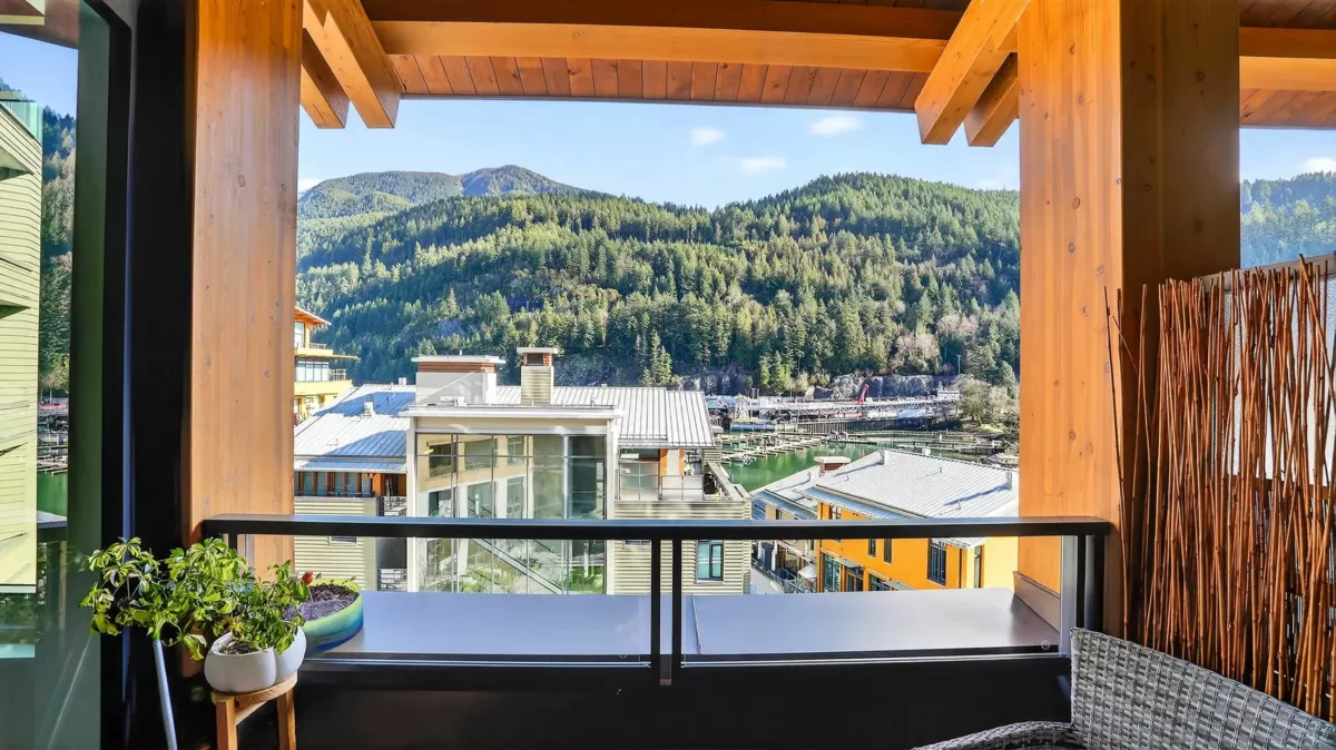 Pantry Photo of 506 6687 Nelson Avenue, West Vancouver, BC