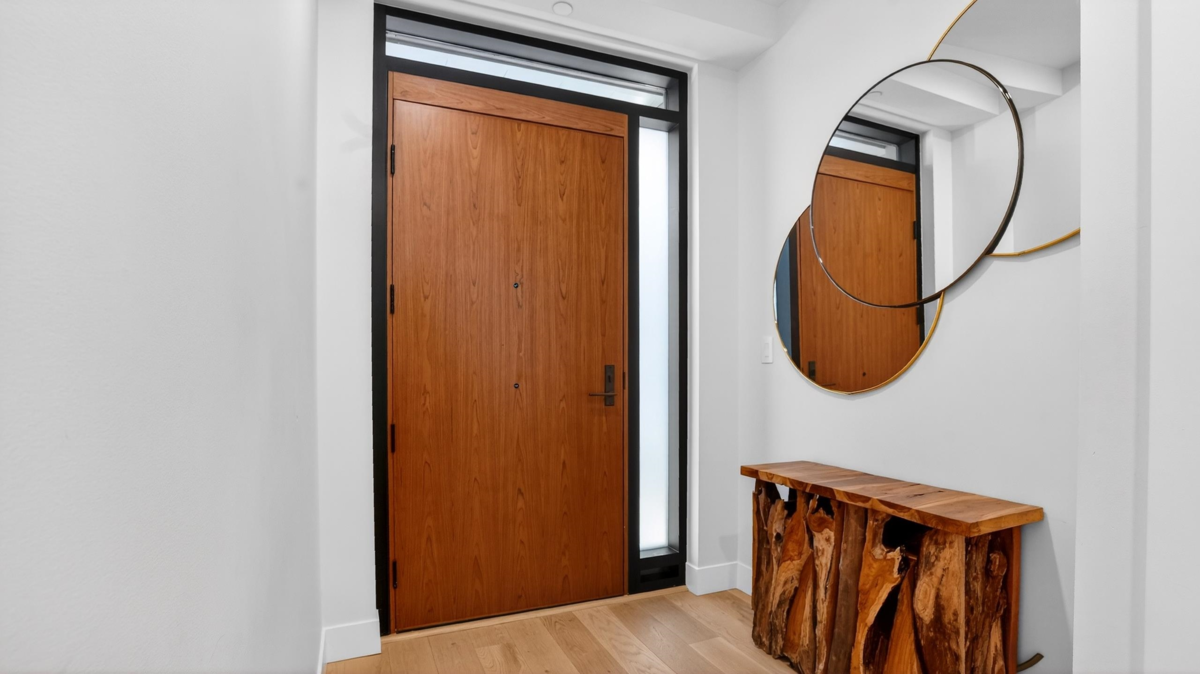 Powder Room Photo of 506 6687 Nelson Avenue, West Vancouver, BC