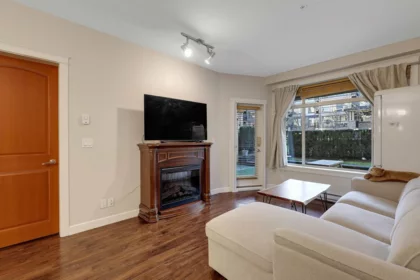 Kitchen Photo of 155 8258 207a Street, Langley, BC