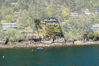 Outdoor Patio Photo of 1477 Cleator Road, Bowen Island, BC