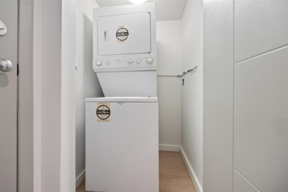 Hallway Photo of 2701 1188 Howe Street, Vancouver, BC