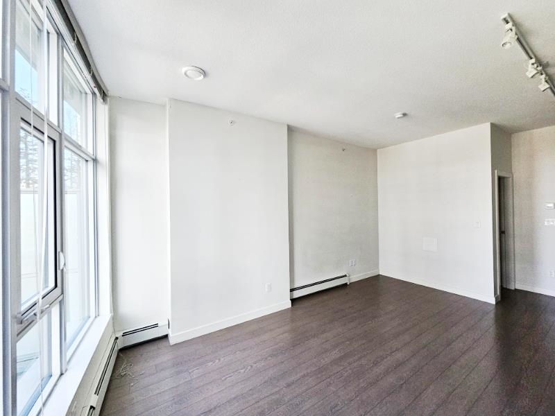 Dining Area Photo of 317 13308 Central Avenue, Surrey, BC