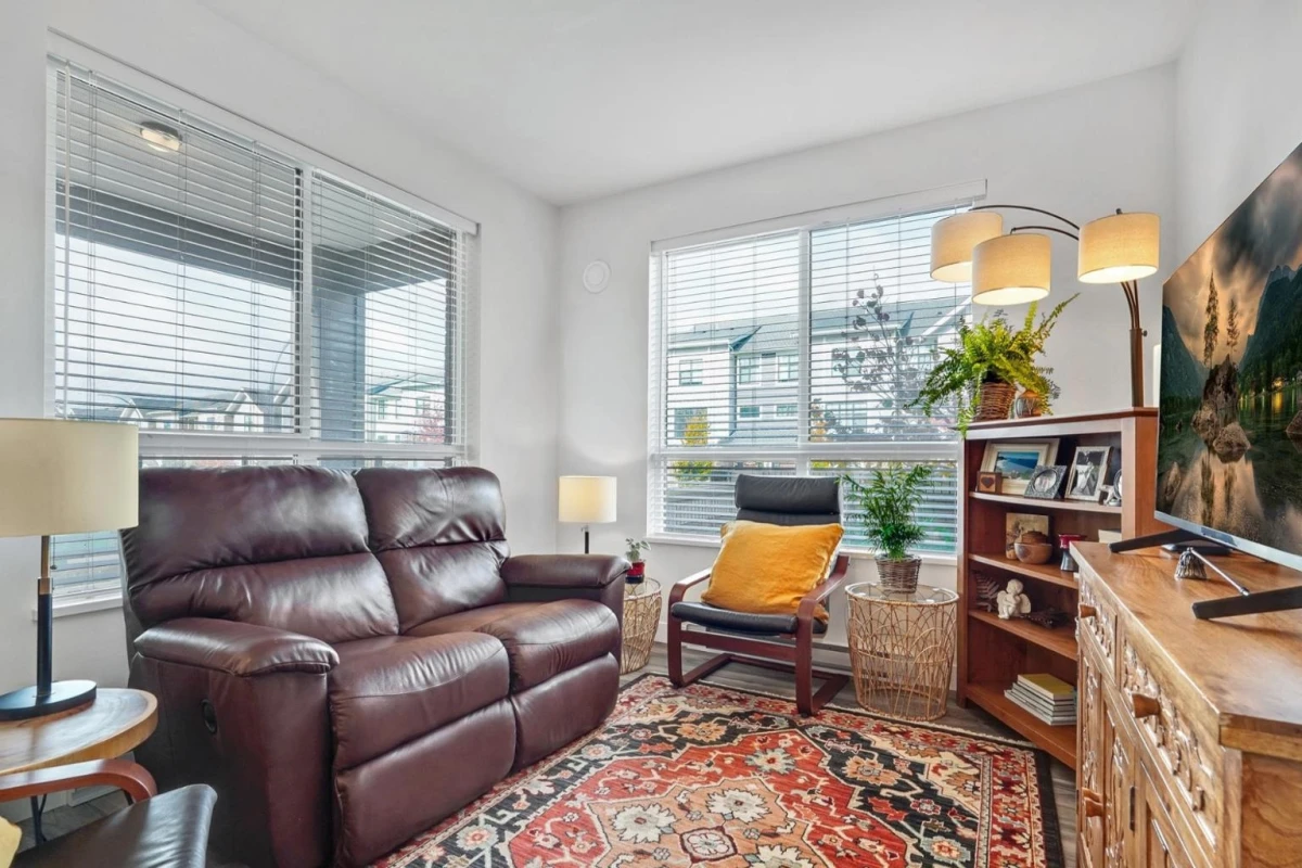 Living Room Photo of 110 20356 72b Avenue, Langley, BC