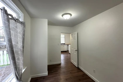 Powder Room Photo of 164 E 10th Street, North Vancouver, BC