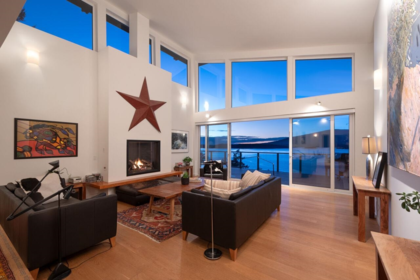 1670 Whitesails Drive, Bowen Island, BC, Halfmn Bay Secret Cv Redroofs — 3 bed single family residence for sale