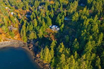Hot Tub / Spa Photo of 1670 Whitesails Drive, Bowen Island, BC