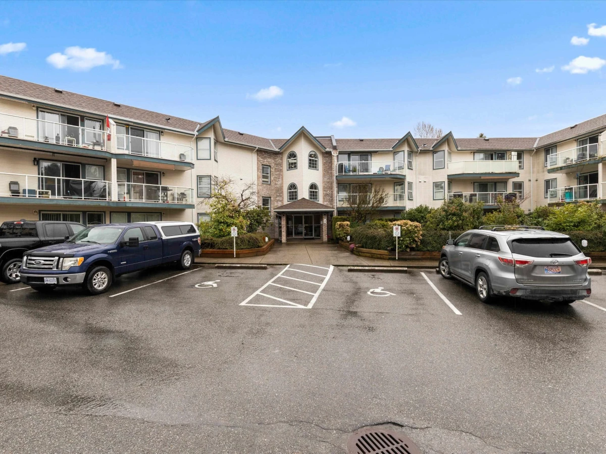 Exterior Rear Photo of 210 27358 32 Avenue, Langley, BC