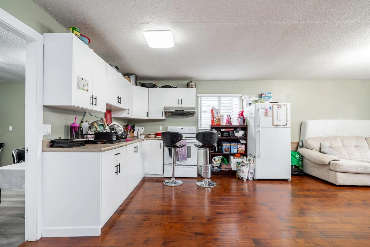 Family Room Photo of 12490 114 Avenue, Surrey, BC
